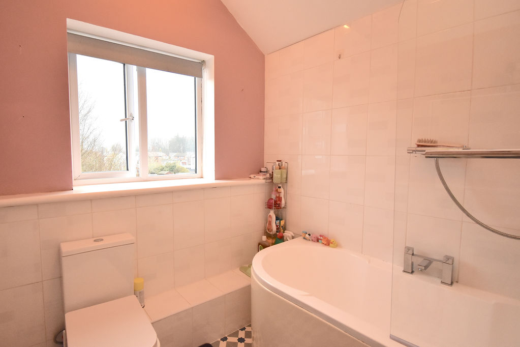 En-Suite Bathroom- click for photo gallery